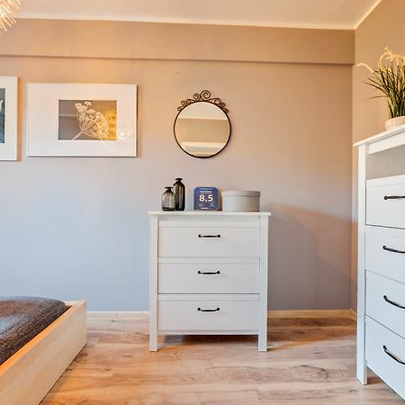 E-Apartamenty Koscielna 30 Poznan Luaran gambar